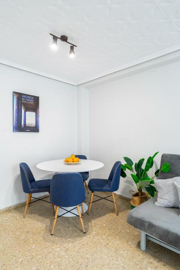 Апартаменты Apartamento Con Ubicacion Ideal: Playa Y Centro Валенсия Экстерьер фото