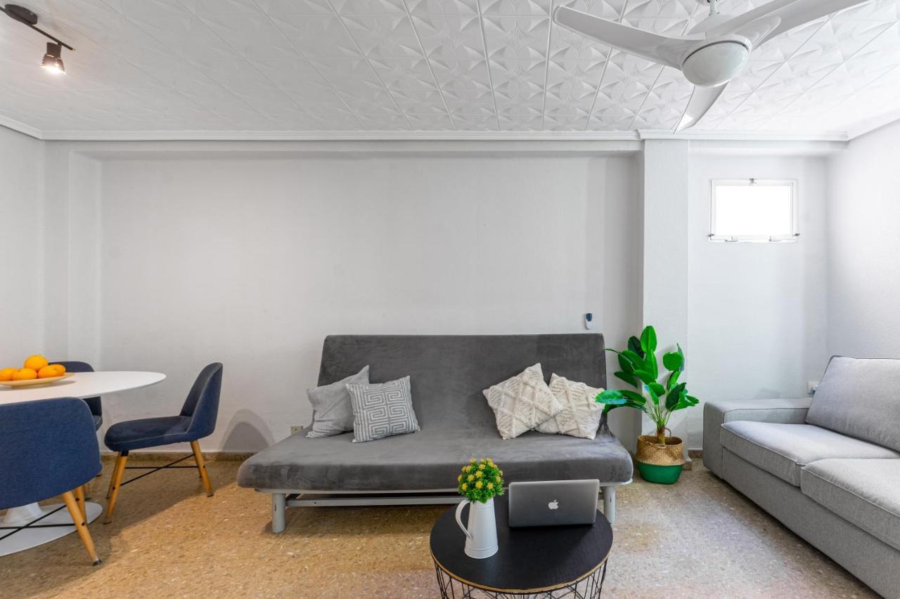 Апартаменты Apartamento Con Ubicacion Ideal: Playa Y Centro Валенсия Экстерьер фото