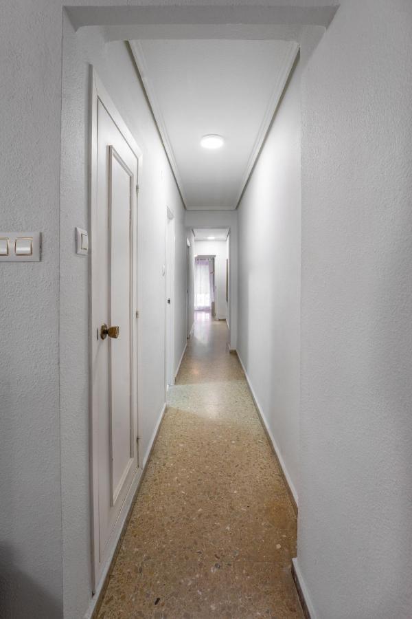 Апартаменты Apartamento Con Ubicacion Ideal: Playa Y Centro Валенсия Экстерьер фото