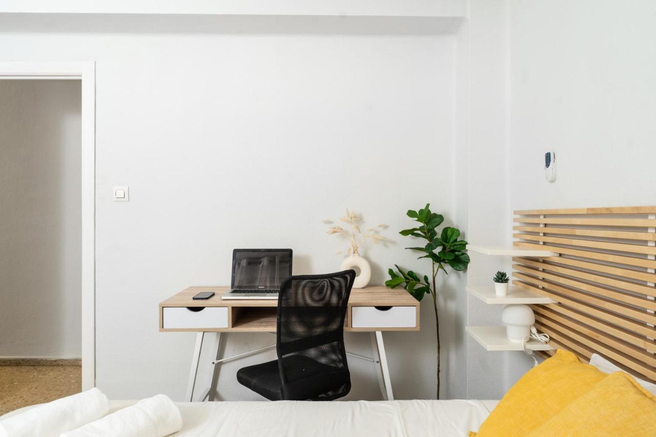 Апартаменты Apartamento Con Ubicacion Ideal: Playa Y Centro Валенсия Экстерьер фото